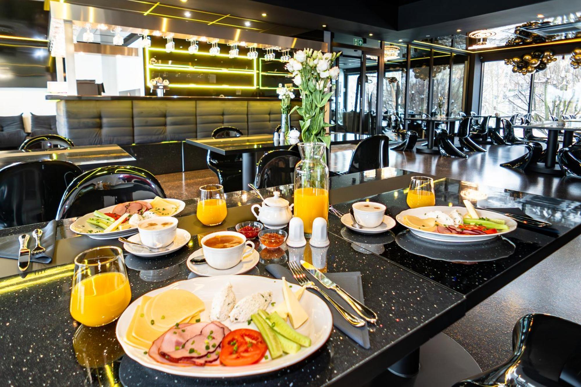 Golden Lion House Bed&Breakfast 루미아 외부 사진