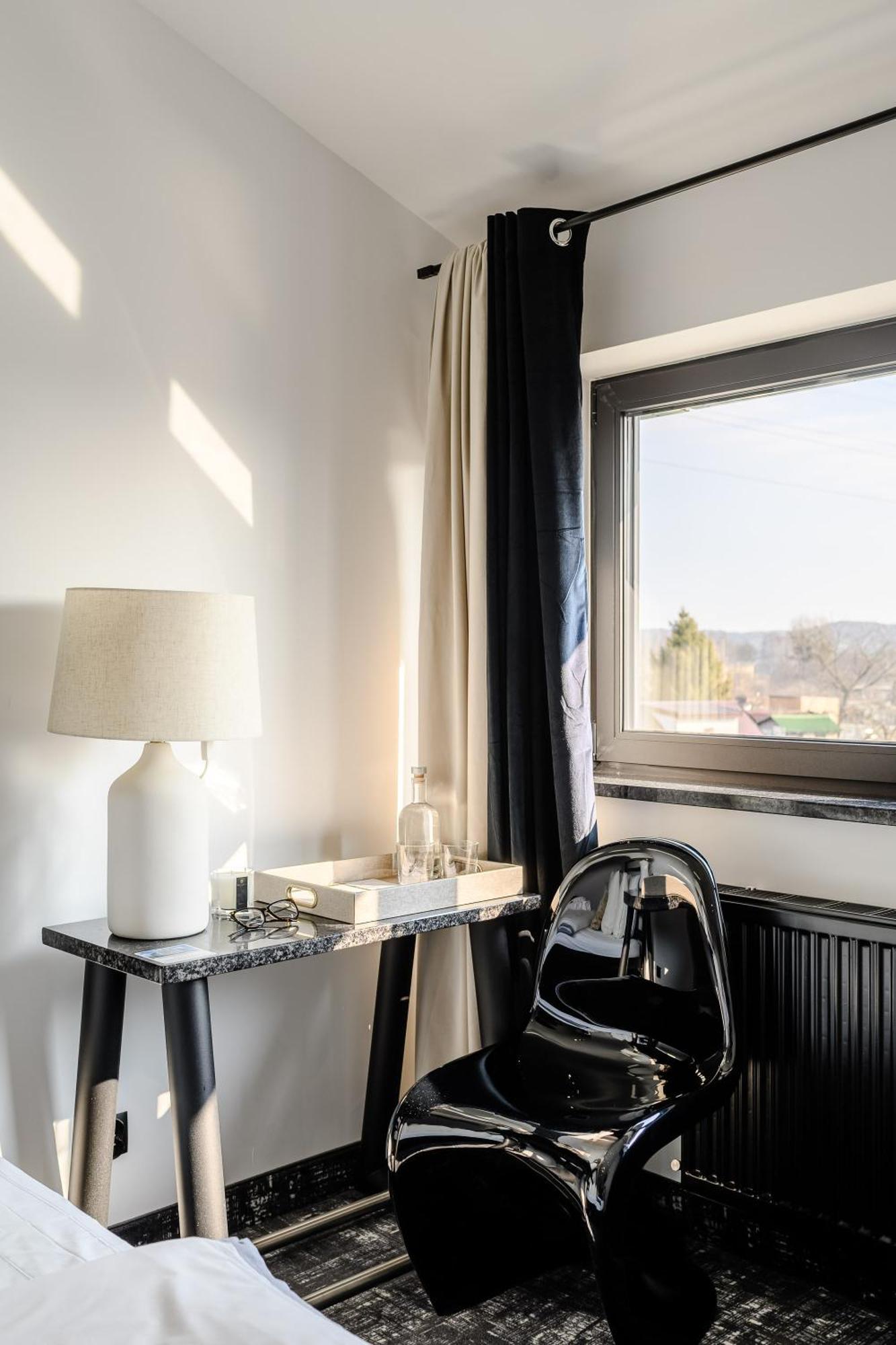 Golden Lion House Bed&Breakfast 루미아 외부 사진