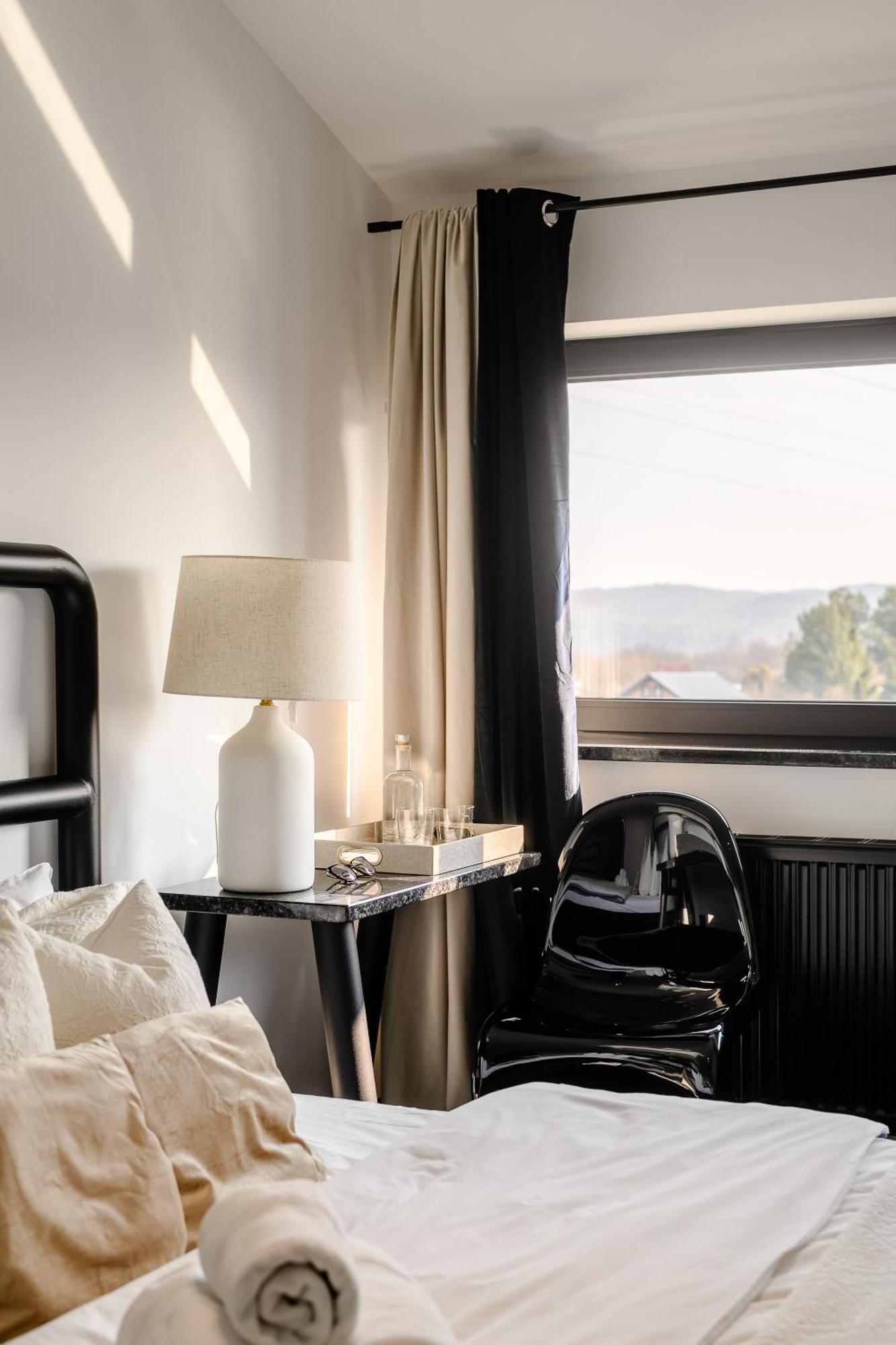 Golden Lion House Bed&Breakfast 루미아 외부 사진